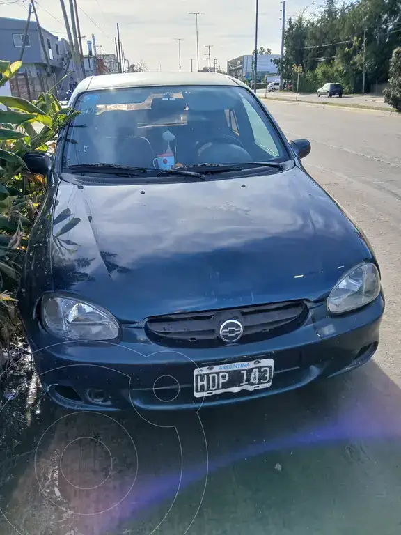 Chevrolet Corsa 2000 - foto 1