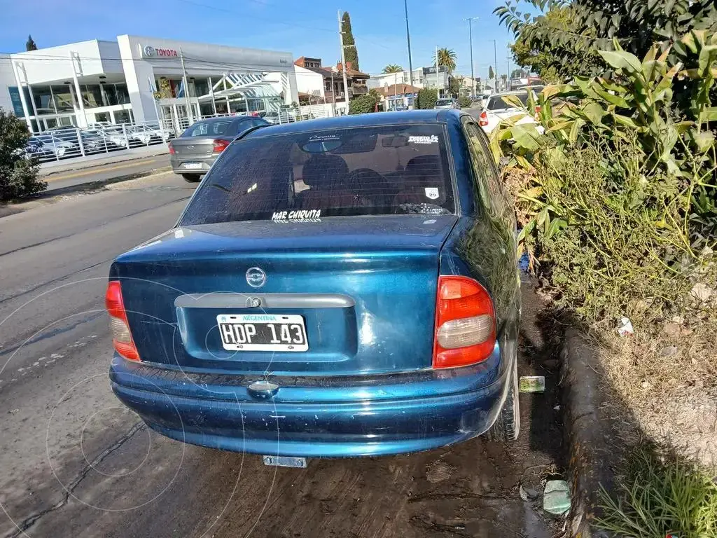 Chevrolet Corsa 4P Wind (1598 Cc) 2000 - foto 4