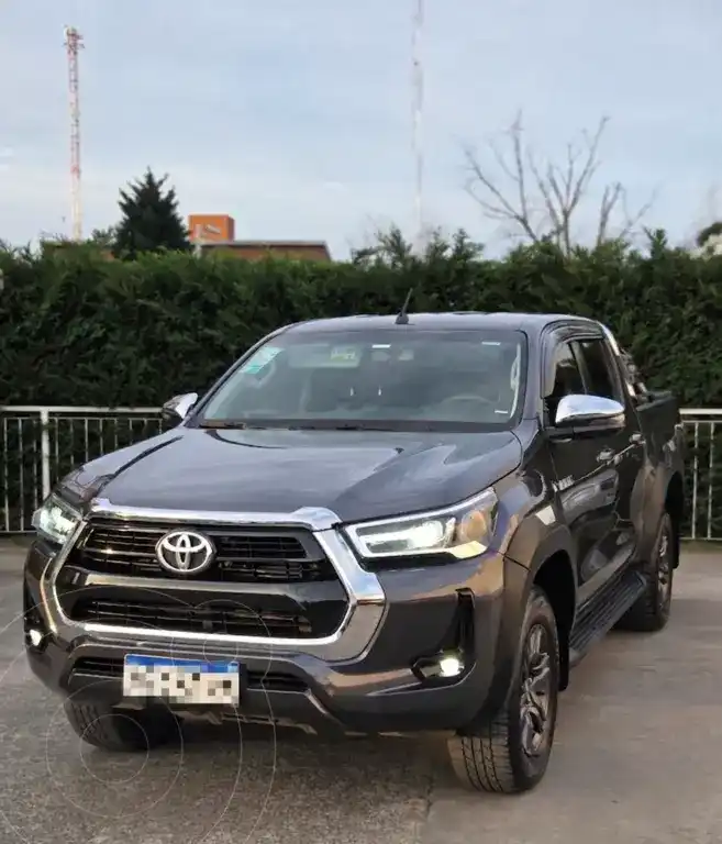 Toyota Hilux 2.8 4X2 Srv Tdi Dc Aut  2023 - foto 2