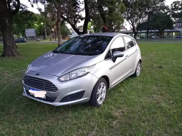 Ford Fiesta Kinetic S Plus  2017 - foto 2