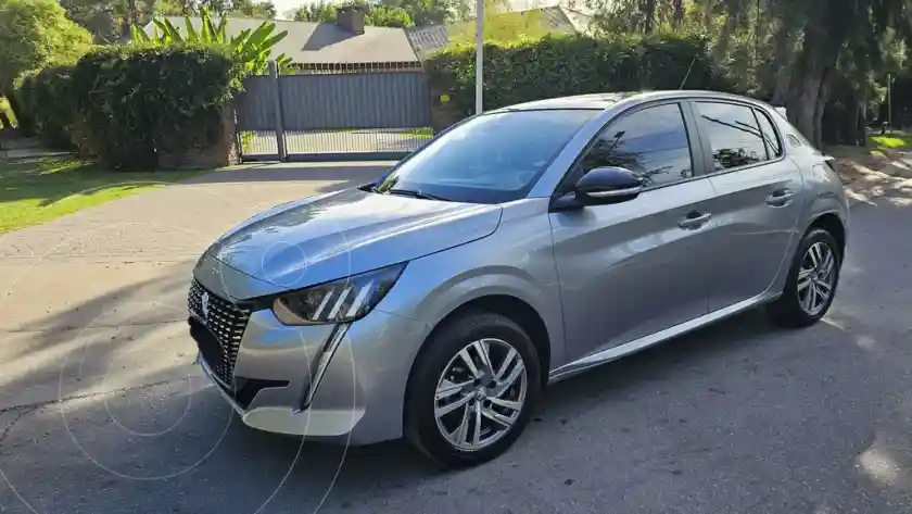 Peugeot 208 Feline 1.6 Tiptronic  2023 - foto 1