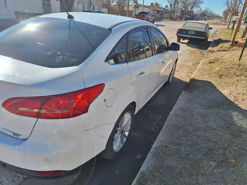 Ford Focus 5P 2.0L Titanium Aut  2015 - foto 4