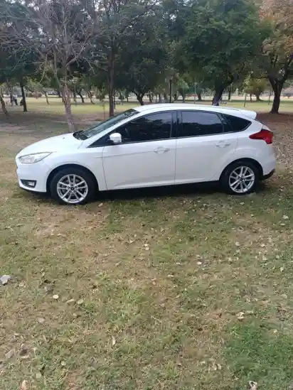 Ford Focus 5P 1.6L S  2016 - foto 3