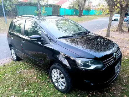 Volkswagen Suran 1.6 Trendline  2011 - foto 1