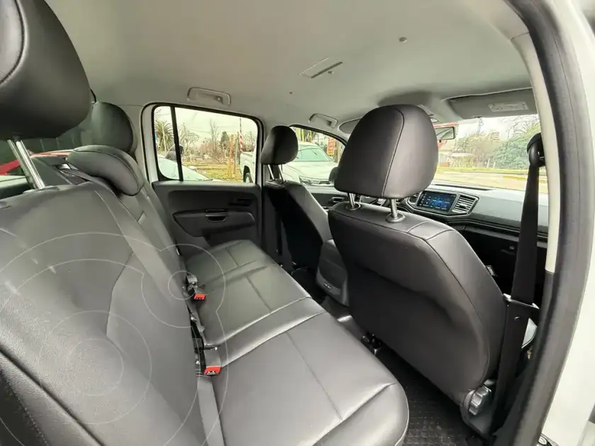 Volkswagen Amarok Dc 4X2 Trendline  2024 - foto 3