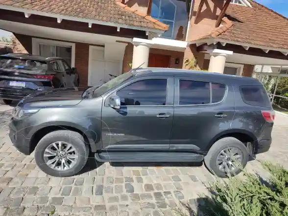 Chevrolet Trailblazer 2.8 4X4 Premier Aut  2020 - foto 3