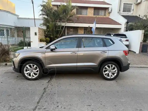 Volkswagen Taos Comfortline Aut  2024 - foto 1