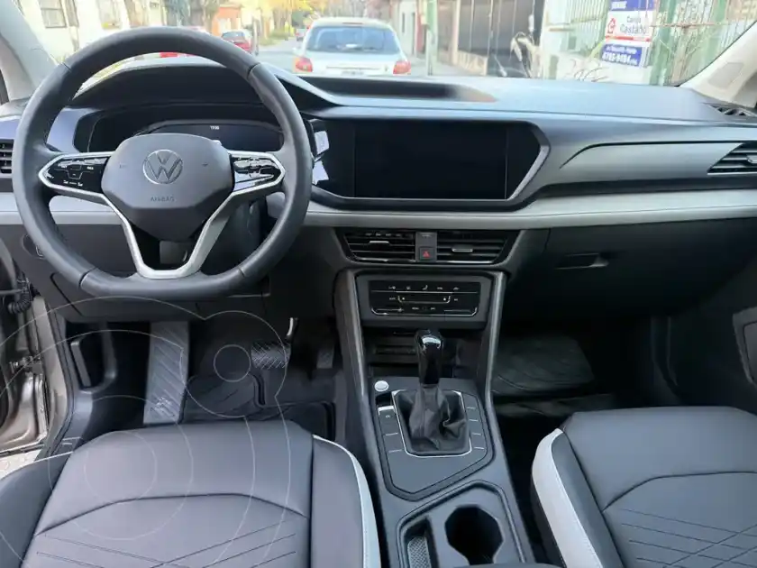 Volkswagen Taos Comfortline Aut  2024 - foto 2