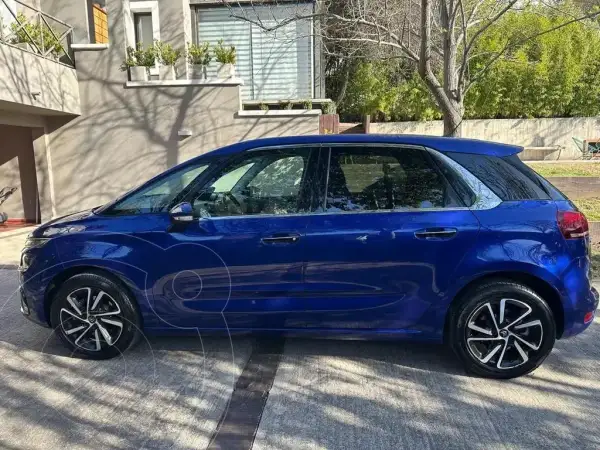 Citroën C4 2018 - foto 1