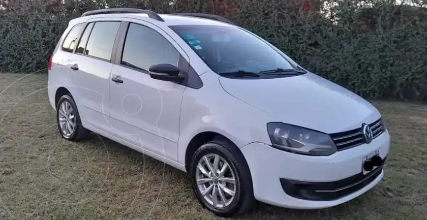 Volkswagen Suran 1.6 Trendline  2014 - foto 2