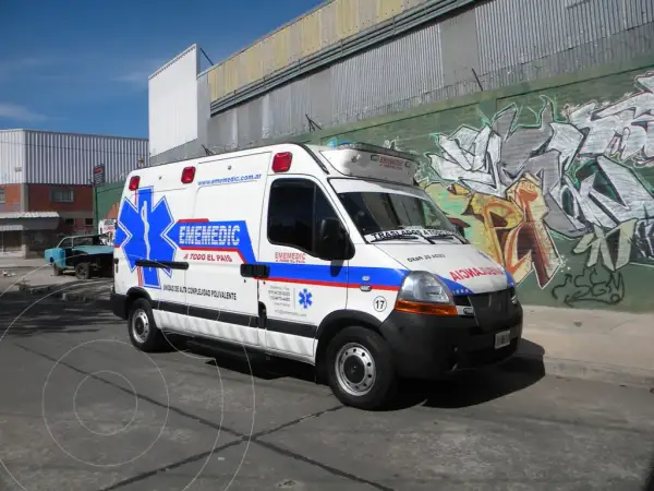 Renault Master Furgón L2H2 (2299 Cc) 2012 - foto 1