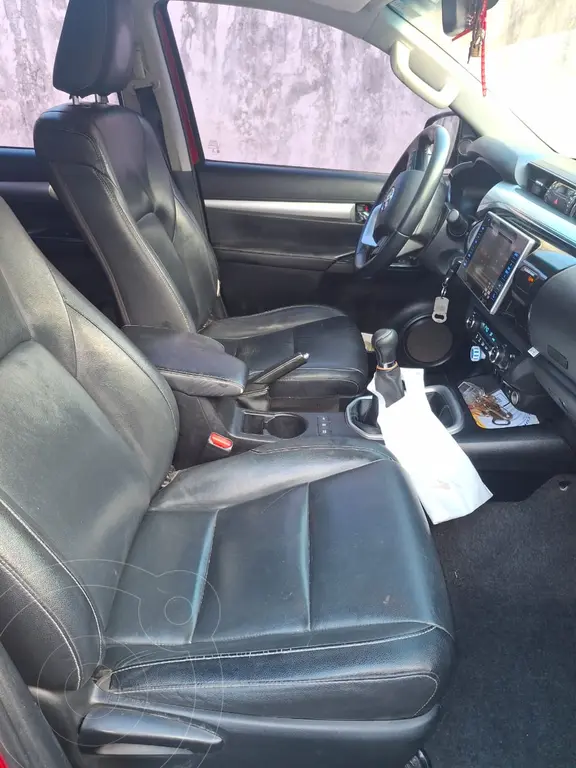 Toyota Hilux 2.8 4X2 Srv Pack Tdi Dc (2755 Cc) 2017 - foto 2