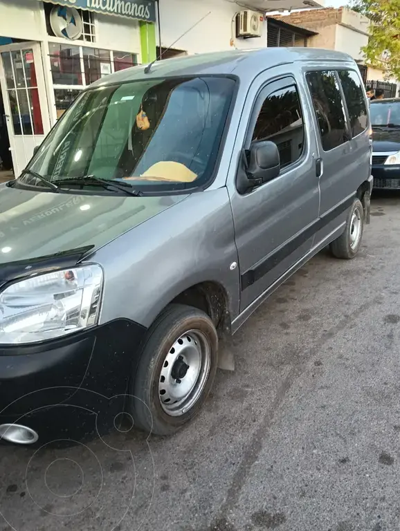 Peugeot Partner Furgón Confort 1.6 5 Plazas (1587 Cc) 2023 - foto 2