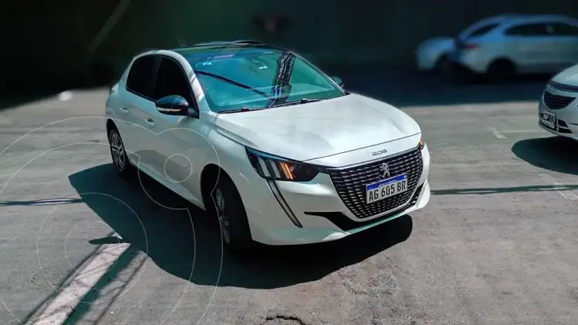 Peugeot 208 Feline 1.6 Tiptronic  2023 - foto 1