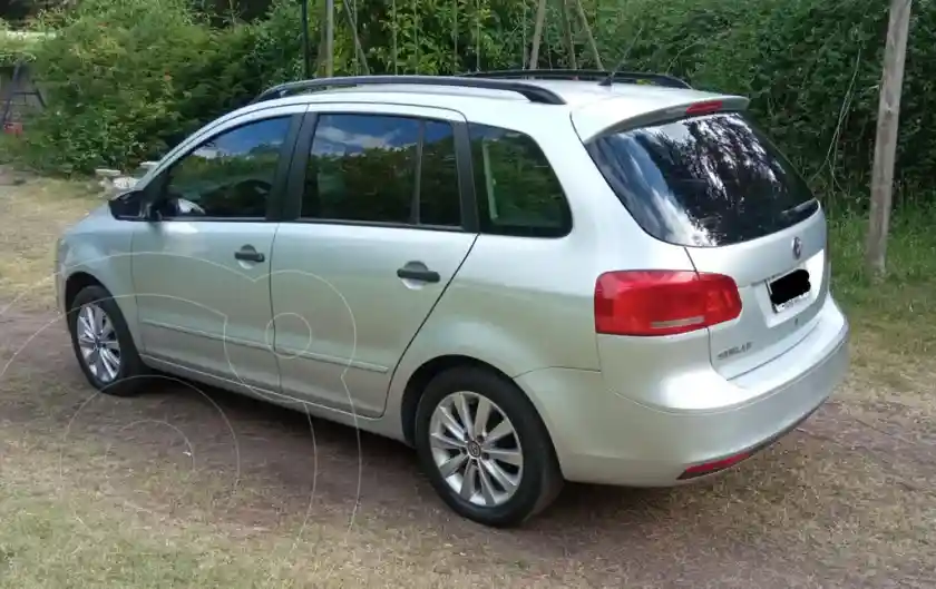 Volkswagen Suran 1.6 Trendline  2011 - foto 2