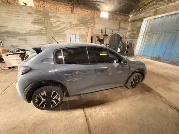 Peugeot 208 Gt  2024 - foto 2