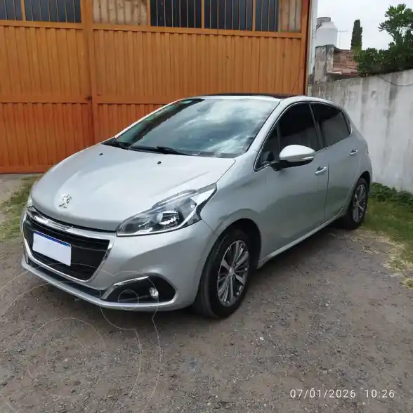 Peugeot 208 Feline 1.6  2019 - foto 5