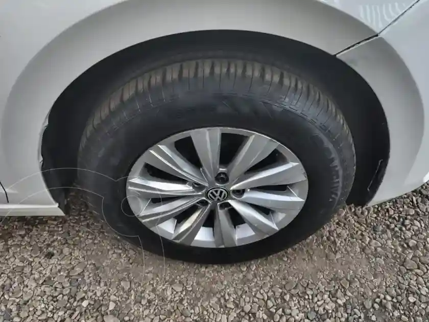 Volkswagen Virtus Comfortline 1.6 Aut  2018 - foto 3