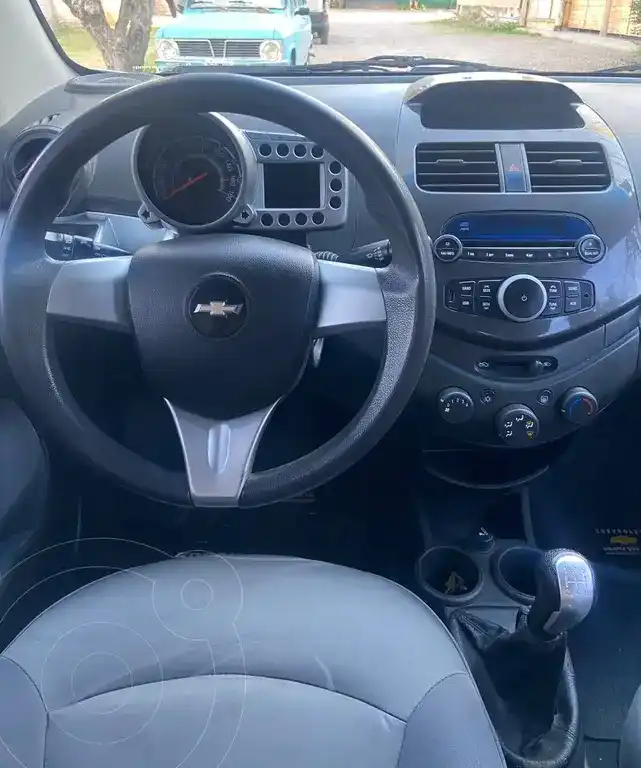 Chevrolet Spark Lt  2011 - foto 3