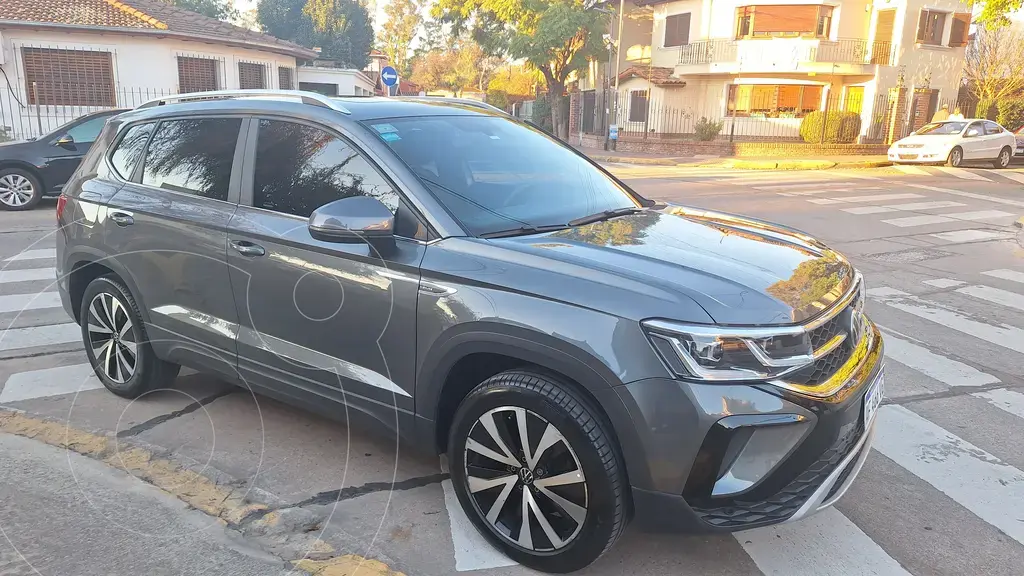 Volkswagen Taos Highline Aut (1398 Cc) 2022 - foto 4