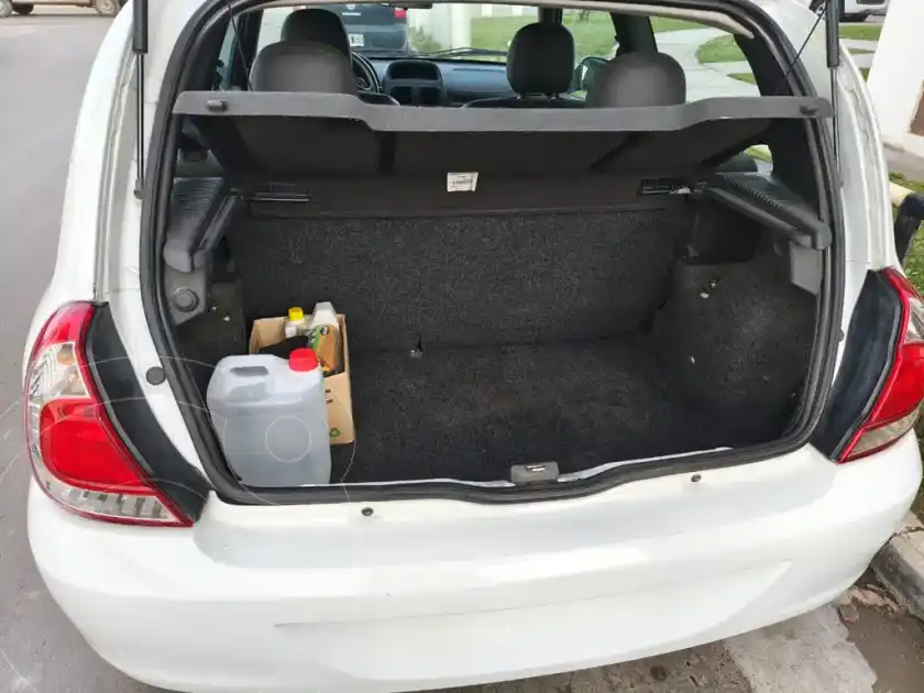 Renault Clio Mío 3P Confort Pack  2015 - foto 5