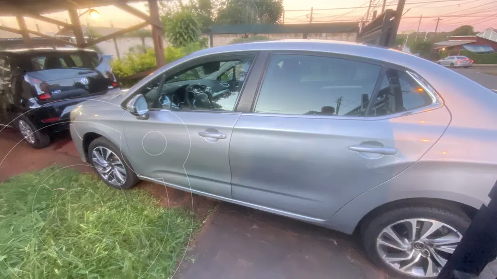 Citroën C4 Lounge 1.6 Feel (1598 Cc) 2018 - foto 2