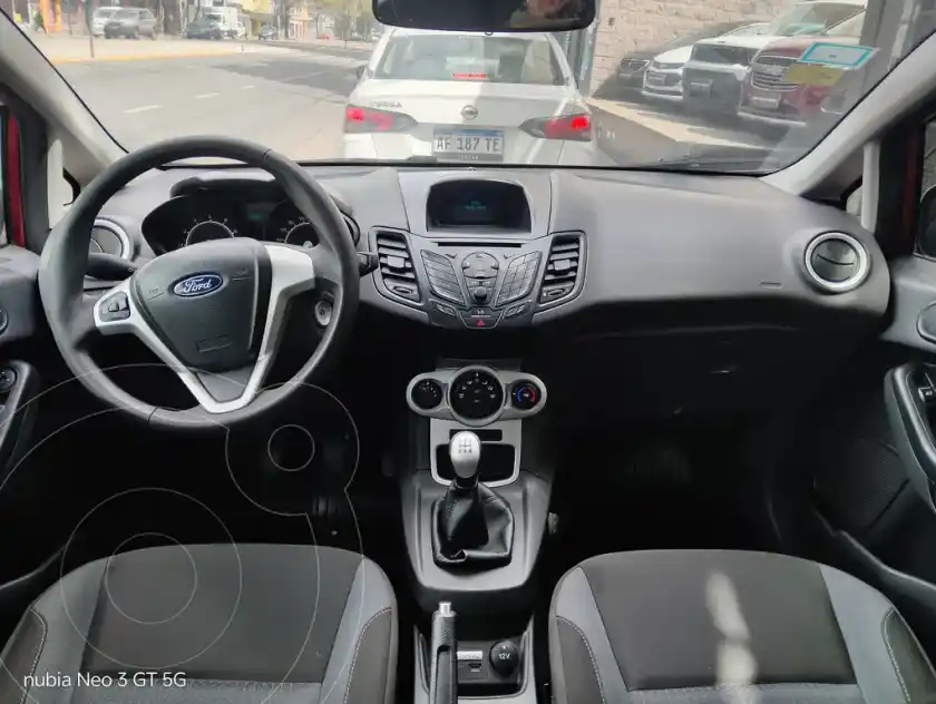 Ford Fiesta Kinetic Se Plus  2018 - foto 5
