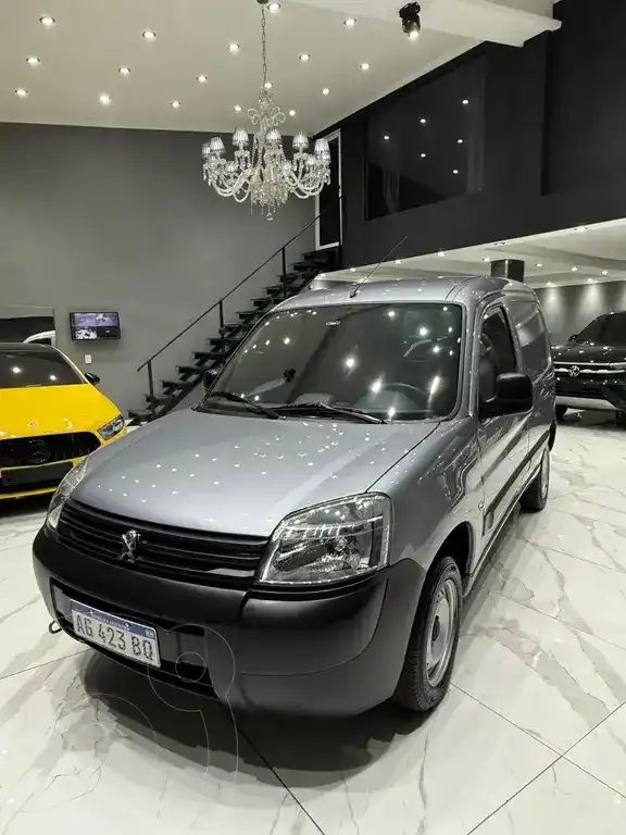 Peugeot Partner Furgón Confort 1.6  2024 - foto 1