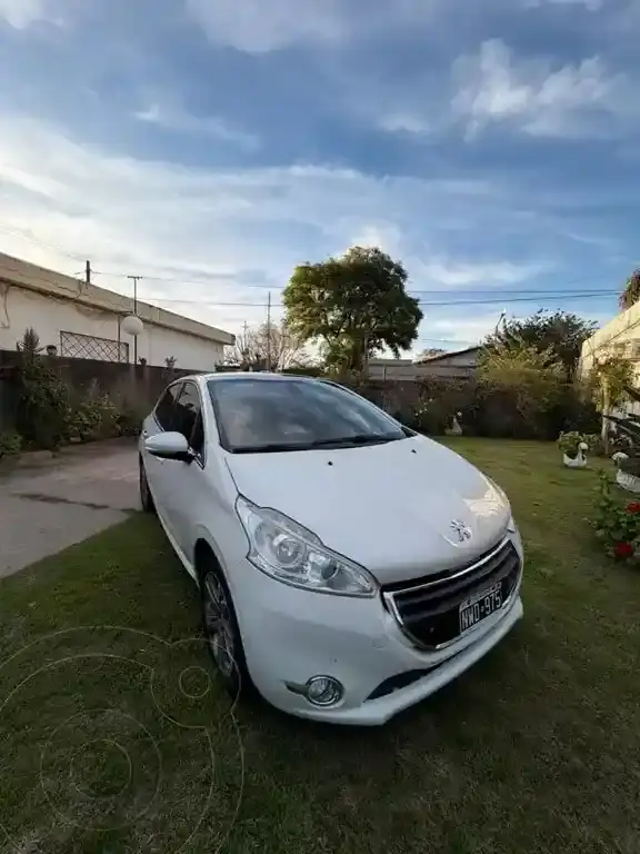 Peugeot 208 208 1.6 5P Feline  2014 - foto 1