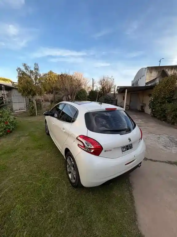 Peugeot 208 208 1.6 5P Feline  2014 - foto 3