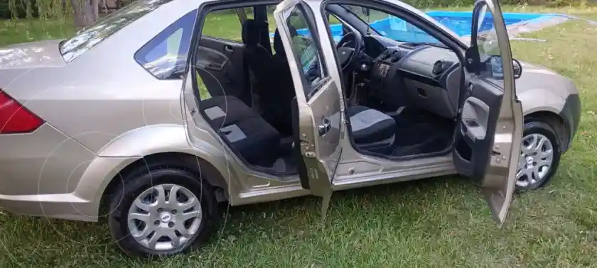 Ford Fiesta Max Ambiente  2008 - foto 4