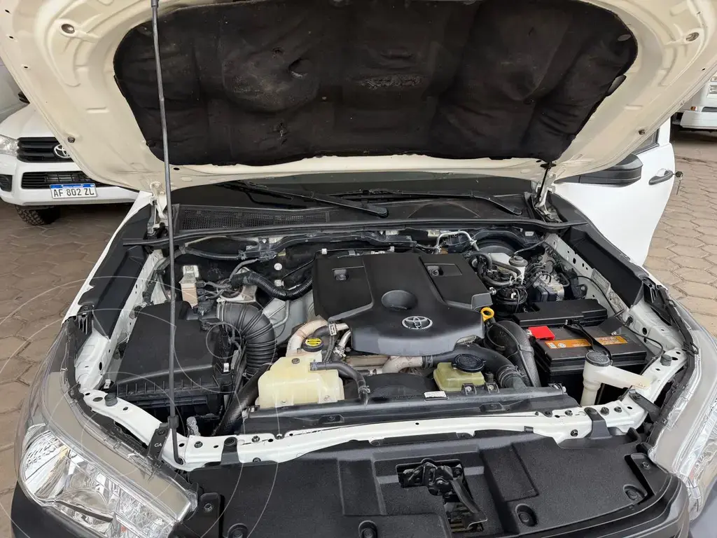 Toyota Hilux 2.4 4X4 Dx Tdi Sc (2393 Cc) 2016 - foto 5
