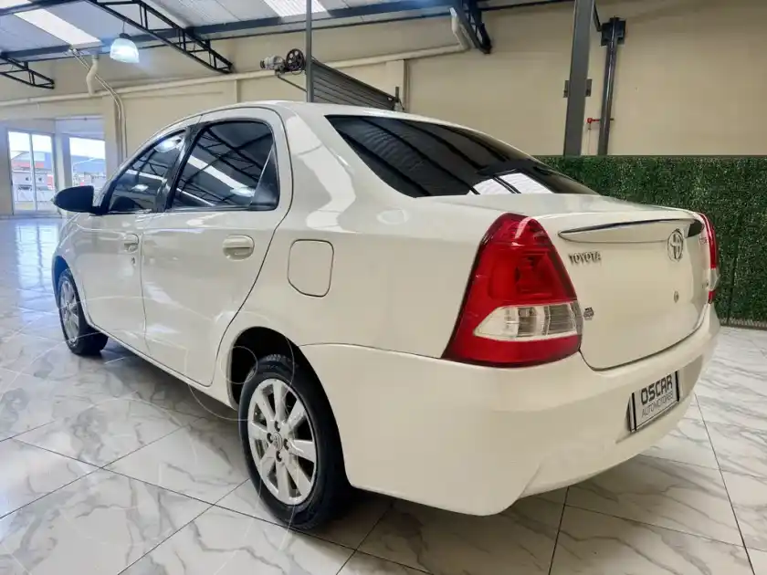 Toyota Etios Sedán Xls 2015/2016  2016 - foto 4