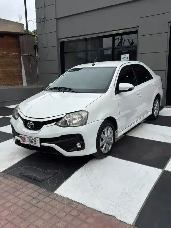 Toyota Etios Sedán Xls 2016/17  2018 - foto 3