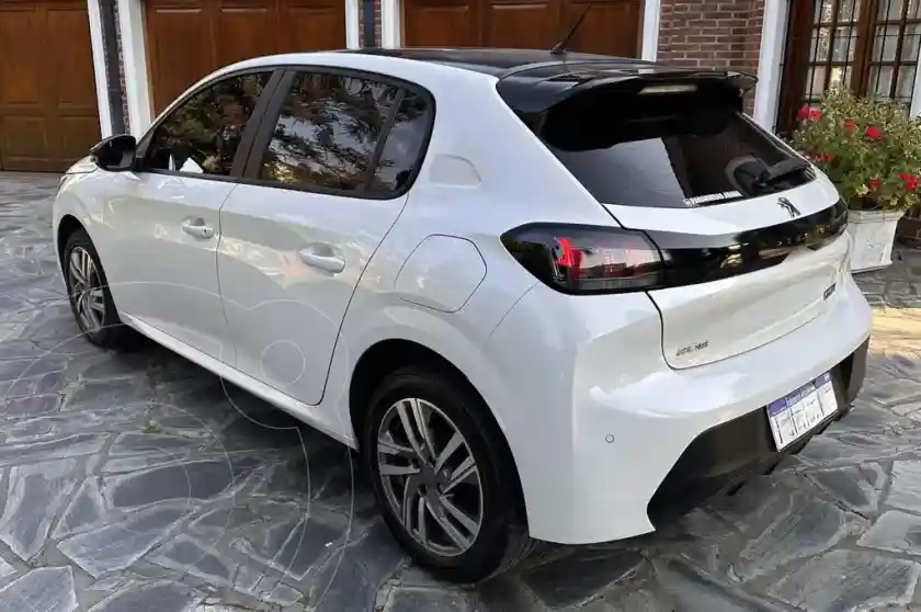Peugeot 208 Feline 1.6 Tiptronic  2021 - foto 4
