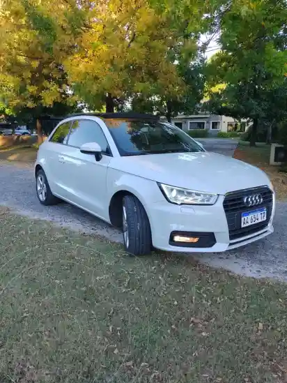 Audi A1 T Fsi Ambition S-Tronic  2017 - foto 1