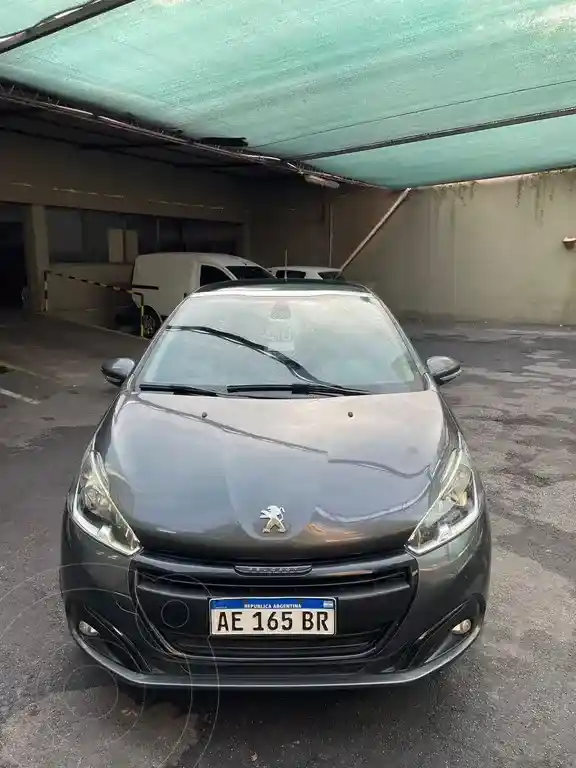 Peugeot 208 Feline 1.6 Tiptronic  2020 - foto 2