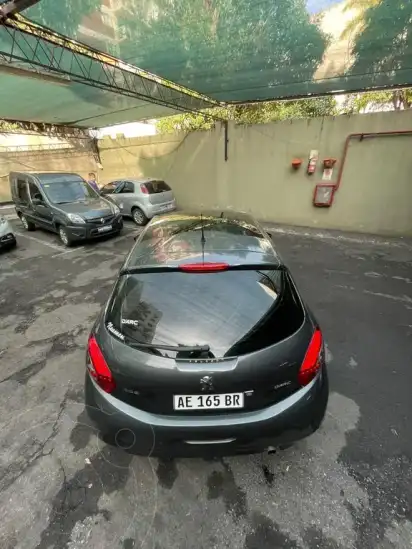 Peugeot 208 Feline 1.6 Tiptronic  2020 - foto 5