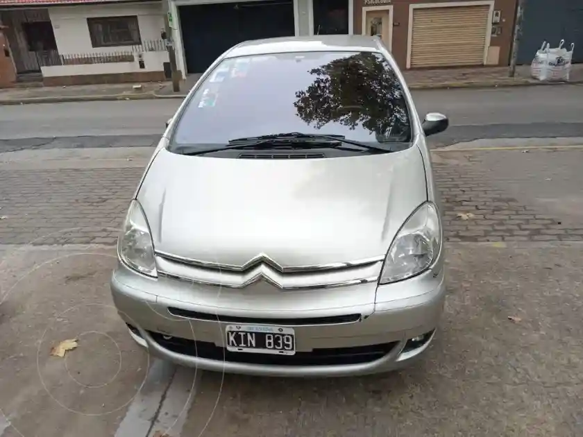 Citroën Xsara Picasso 1.6I Exclusive  2011 - foto 1