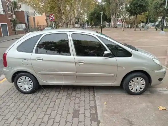 Citroën Xsara Picasso 1.6I Exclusive  2011 - foto 4
