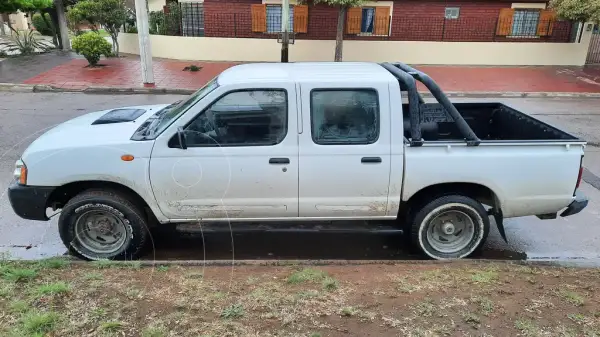 Nissan NP 2012 - foto 1
