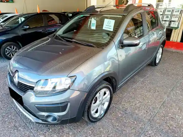 Renault Sandero Stepway 1.6 Privilége  2017 - foto 1