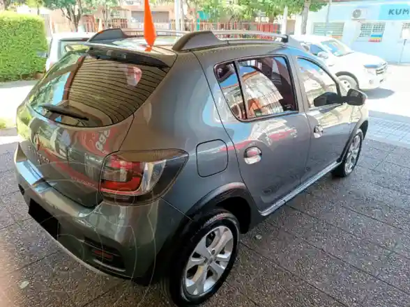 Renault Sandero Stepway 1.6 Privilége  2017 - foto 4