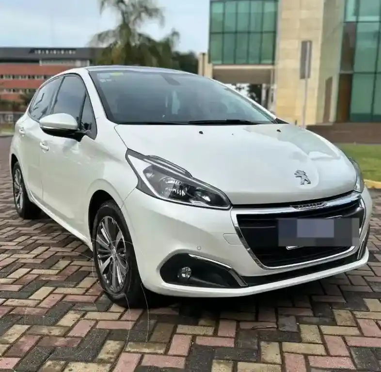 Peugeot 208 Feline 1.6 Aut  2019 - foto 4