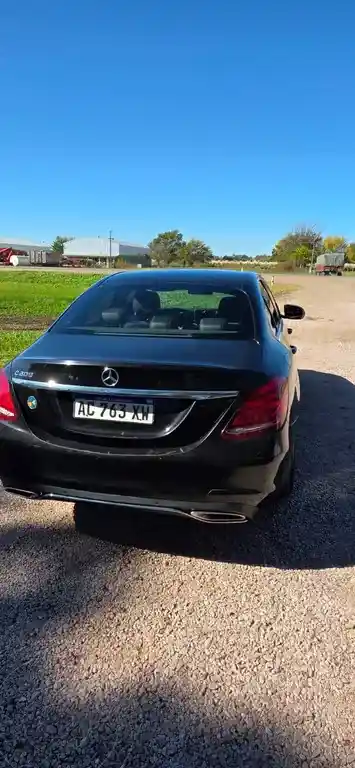 Mercedes-Benz Clase C Sedán 200 Avantgarde Aut  2018 - foto 3