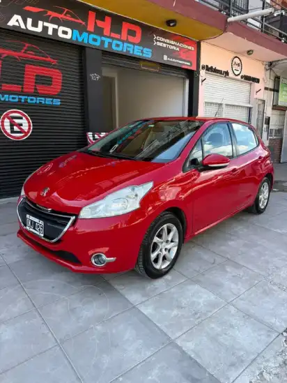 Peugeot 208 Allure 1.6  2014 - foto 2