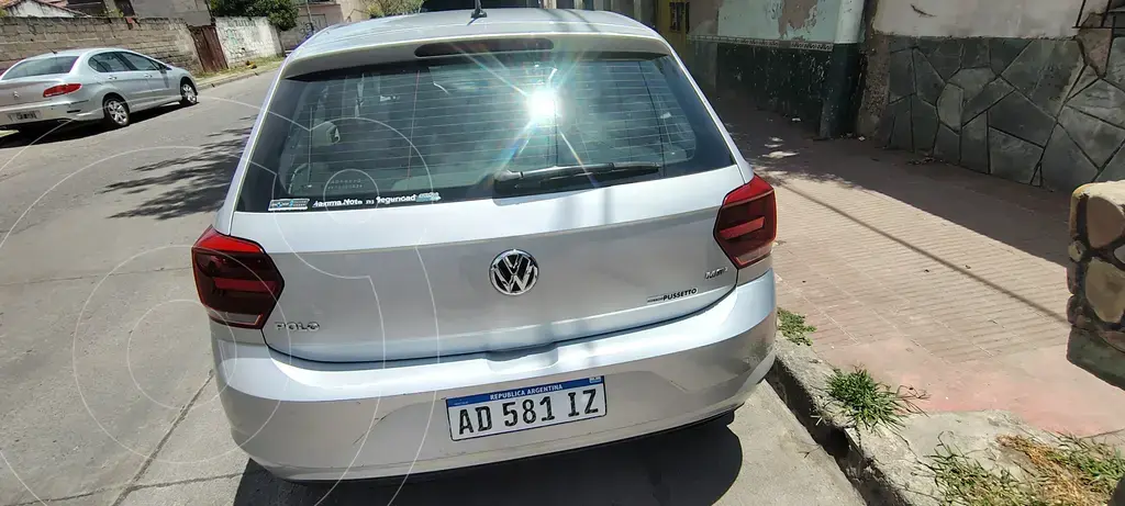 Volkswagen Polo 5P Trendline (1598 Cc) 2019 - foto 3