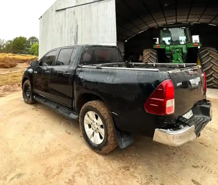 Toyota Hilux 4X4 Cabina Doble Srv 2.8 Tdi Aut  2019 - foto 3
