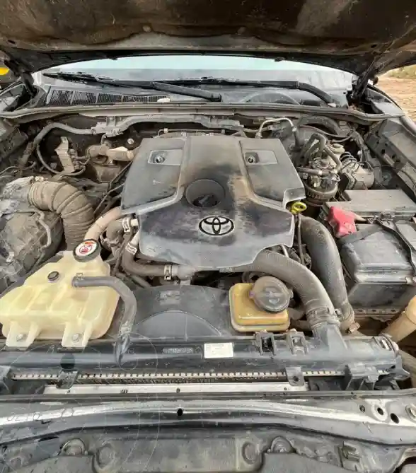 Toyota Hilux 4X4 Cabina Doble Srv 2.8 Tdi Aut  2019 - foto 5