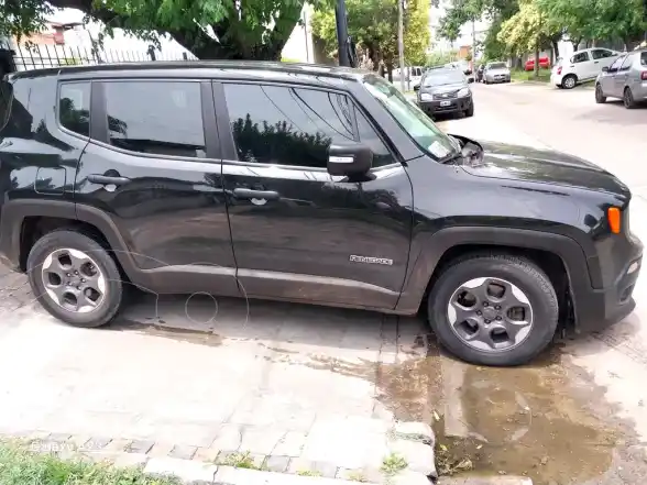 Jeep Renegade Sport  2016 - foto 4